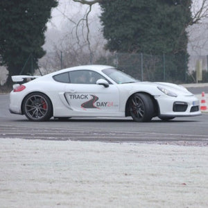 Porsche-GT4-Drift