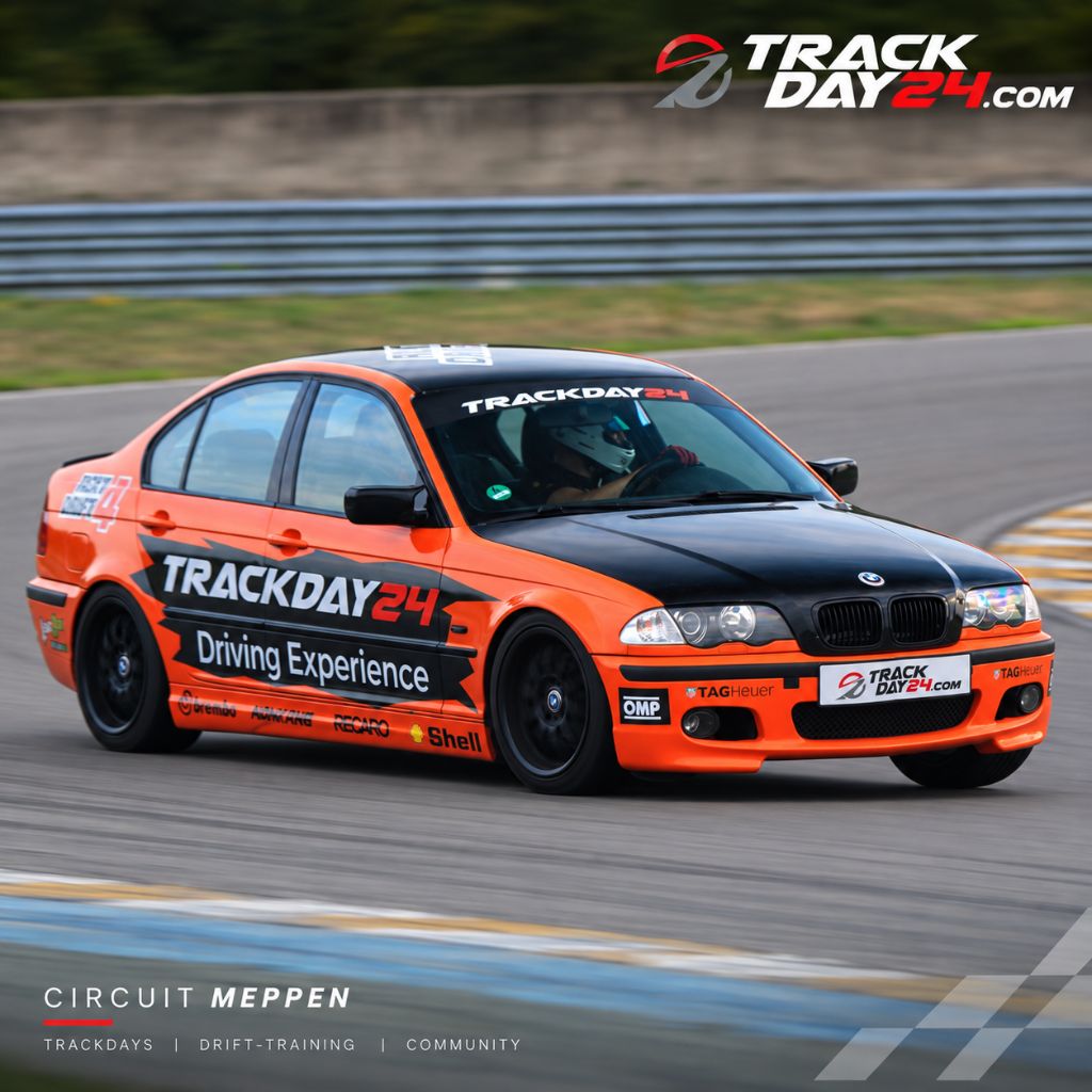 TrackDay24 BMW E46 auf dem Circuit Meppen beim Trackday mit TrackDay24 Kennzeichen. Trackdays, Drift Training und Motorsport Community bei TrackDay24.